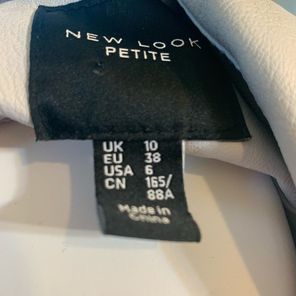 🐣New Look Petite Faux Grey Leather Moto Jacket - Picture 9 of 16